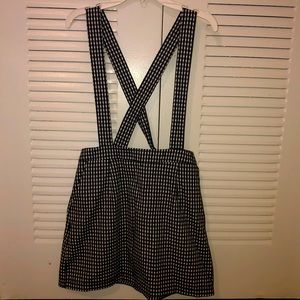 XS BLACK PLAID OVERALLS SKIRT